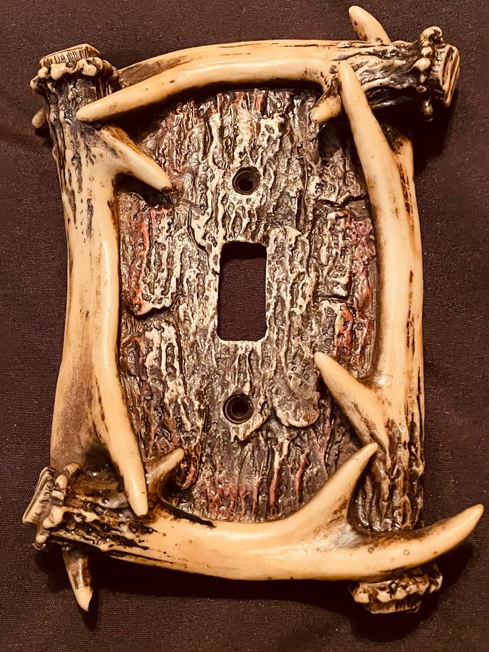 Antler Frame Single Toggle Switch Plate - Rustic Deer Horn Accent